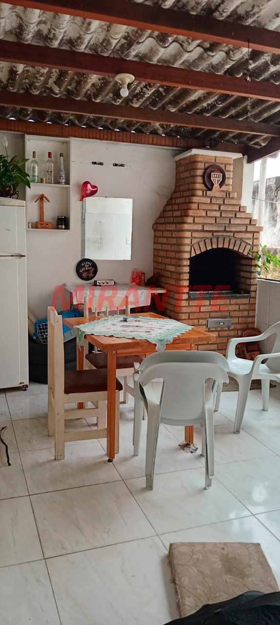 Casa terrea de 128m² com 3 quartos em Casa Verde Alta