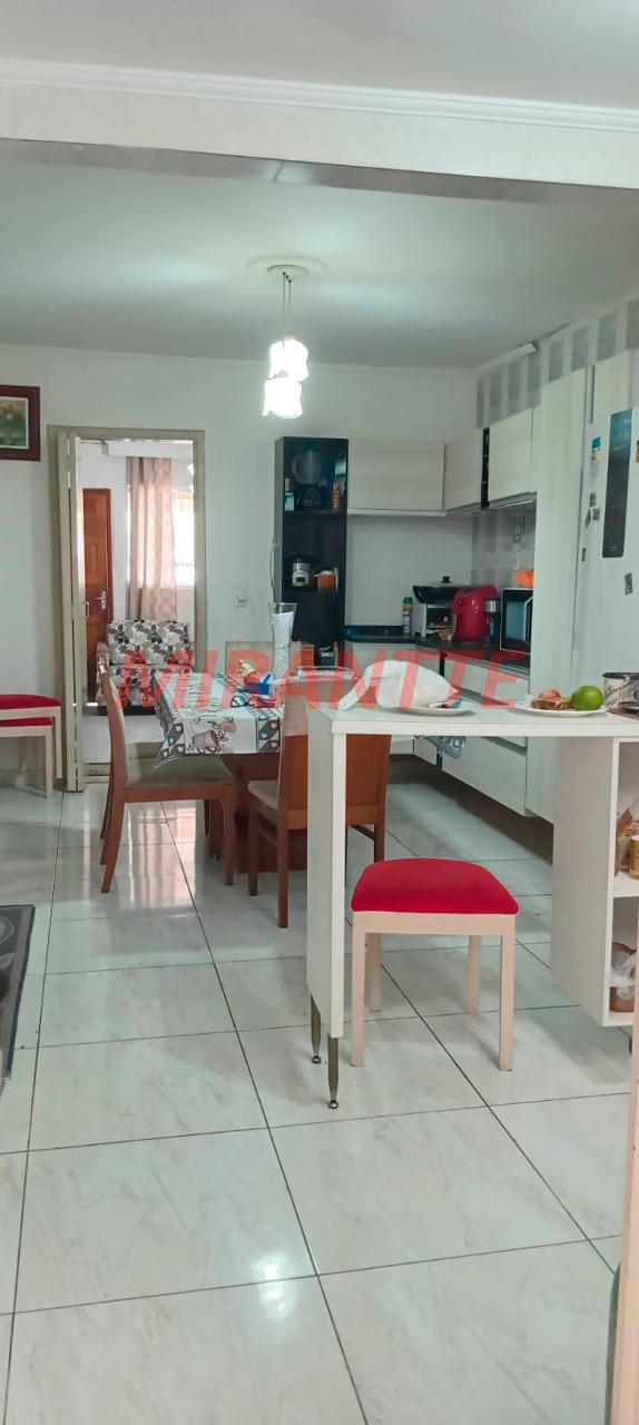 Casa terrea de 128m² com 3 quartos em Casa Verde Alta