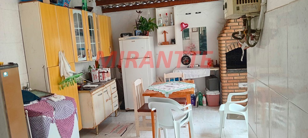 Casa terrea de 128m² com 3 quartos em Casa Verde Alta