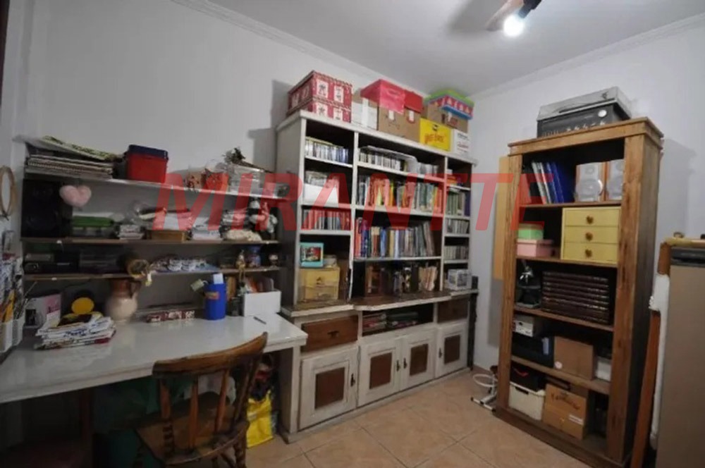 Casa terrea de 209m² com 4 quartos em Jaçana