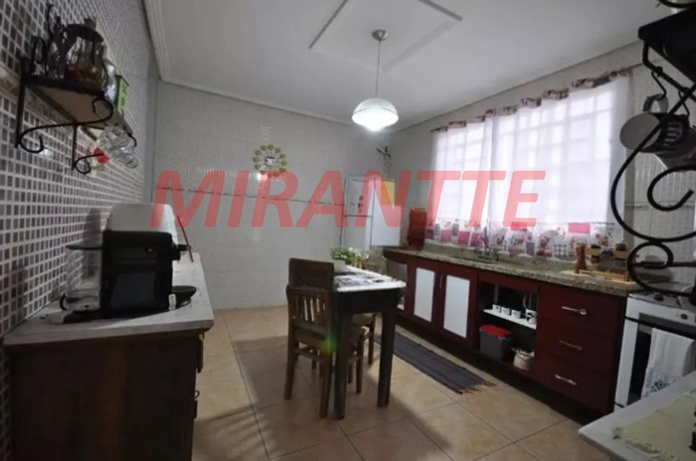 Casa terrea de 209m² com 4 quartos em Jaçana