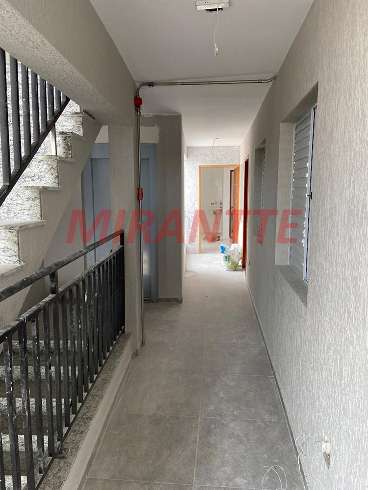 Apartamento de 32m² com 1 quartos em Água Fria