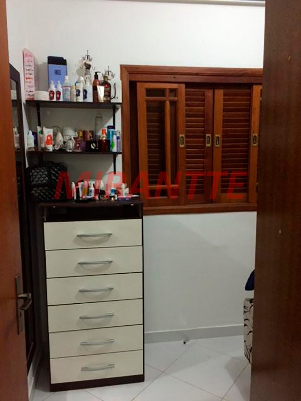 Sobrado de 128m² com 3 quartos em Vila Galvão
