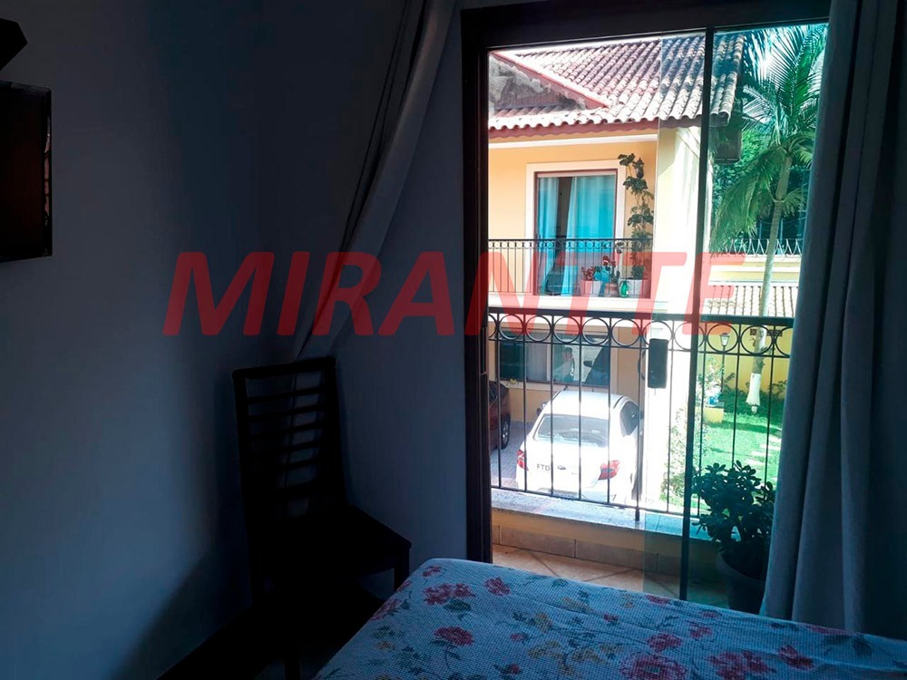 Cond. fechado de 110m² com 3 quartos em Vila Santos
