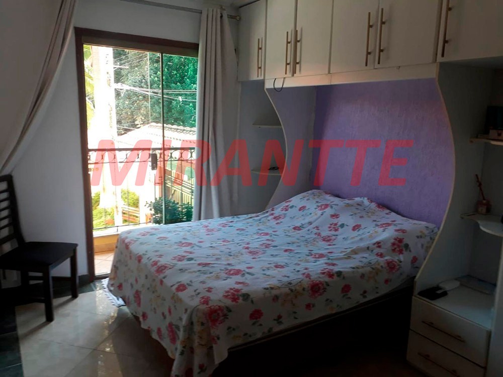 Cond. fechado de 110m² com 3 quartos em Vila Santos