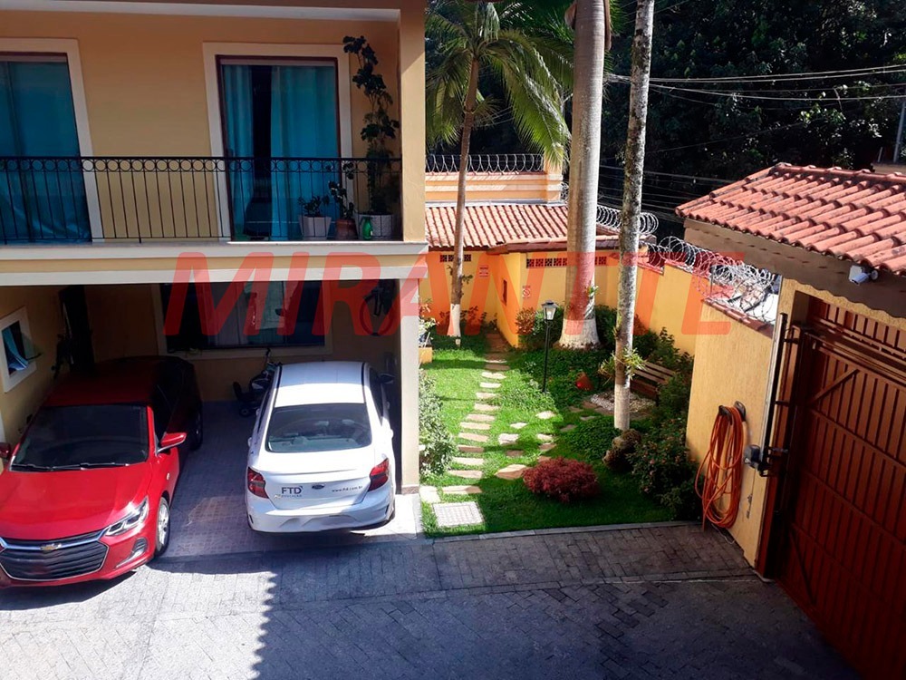 Cond. fechado de 110m² com 3 quartos em Vila Santos