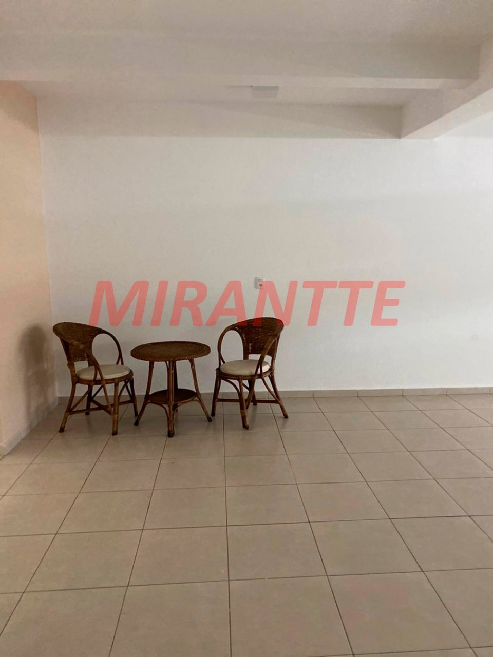 Cond. fechado de 600m² com 4 quartos em Tucuruvi