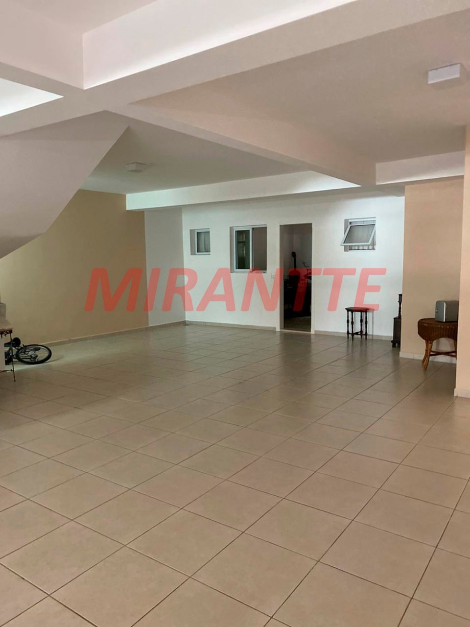 Cond. fechado de 600m² com 4 quartos em Tucuruvi