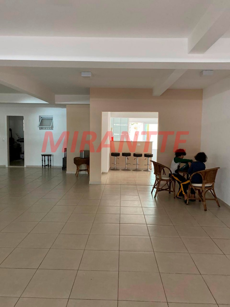 Cond. fechado de 600m² com 4 quartos em Tucuruvi