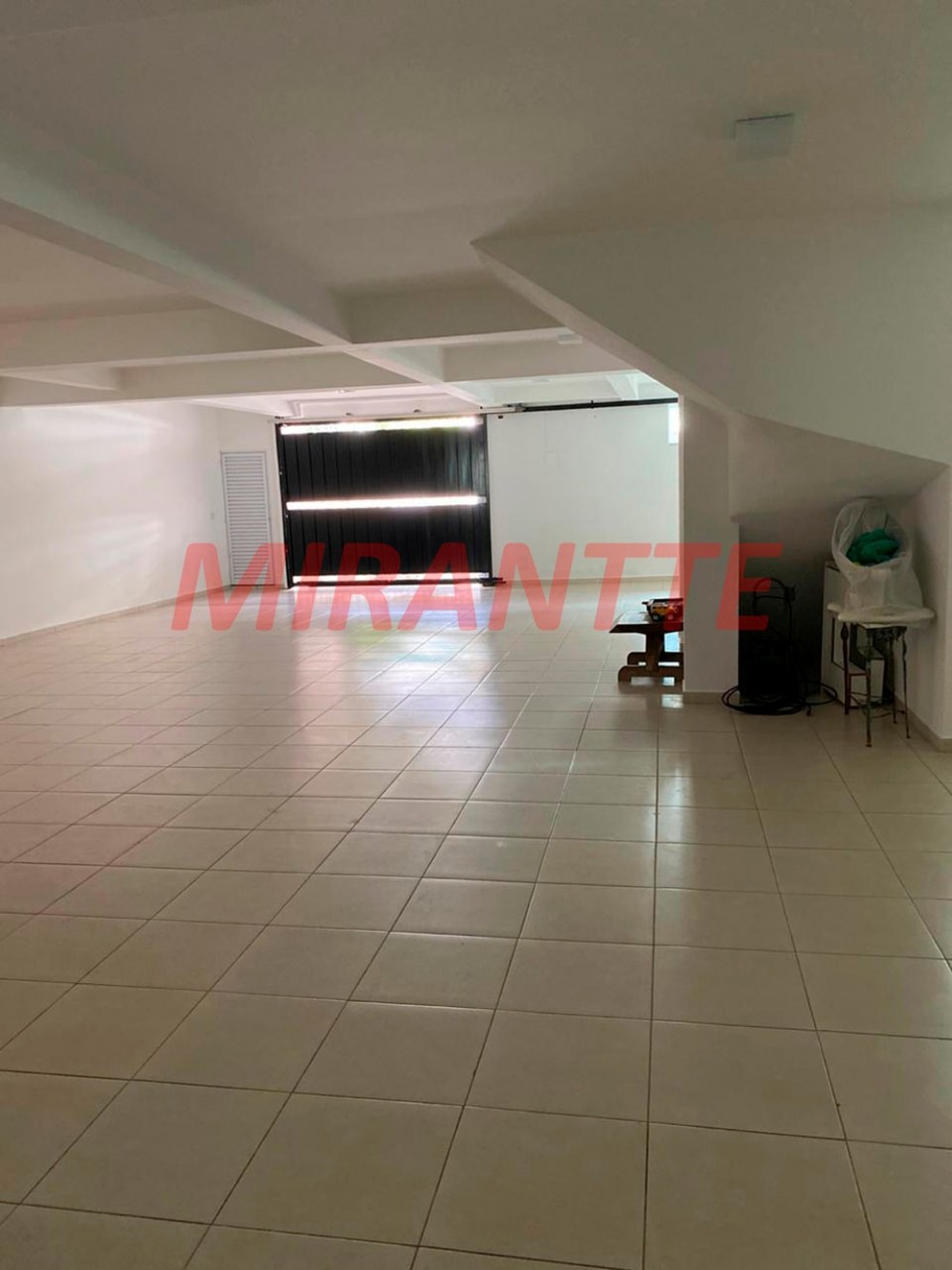 Cond. fechado de 600m² com 4 quartos em Tucuruvi