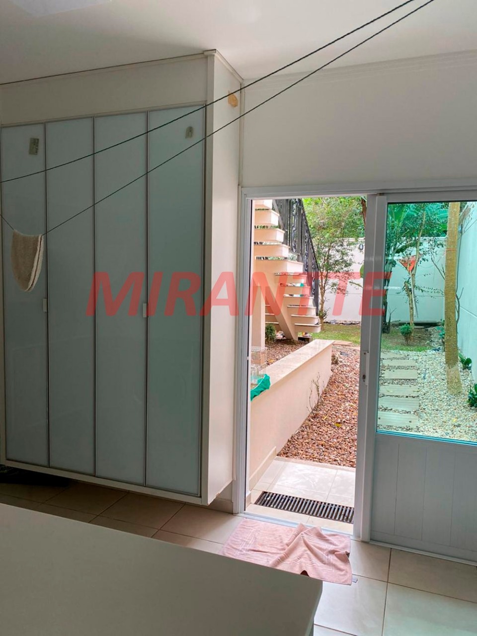 Cond. fechado de 600m² com 4 quartos em Tucuruvi