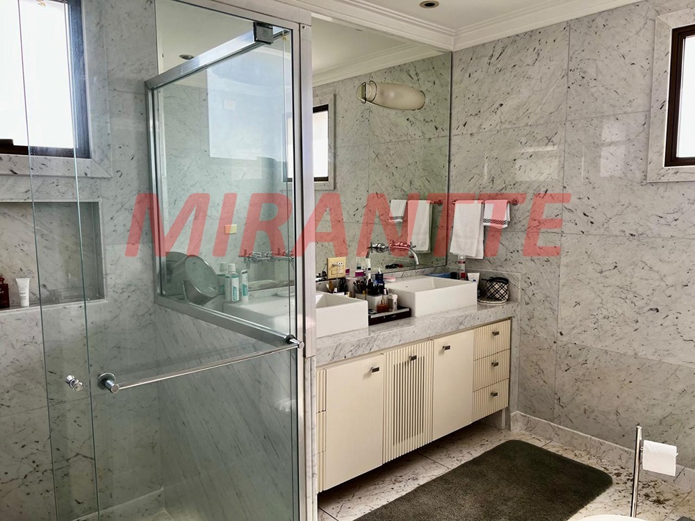 Apartamento de 208m² com 3 quartos em Santana