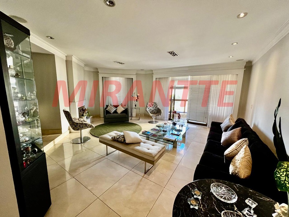 Apartamento de 208m² com 3 quartos em Santana