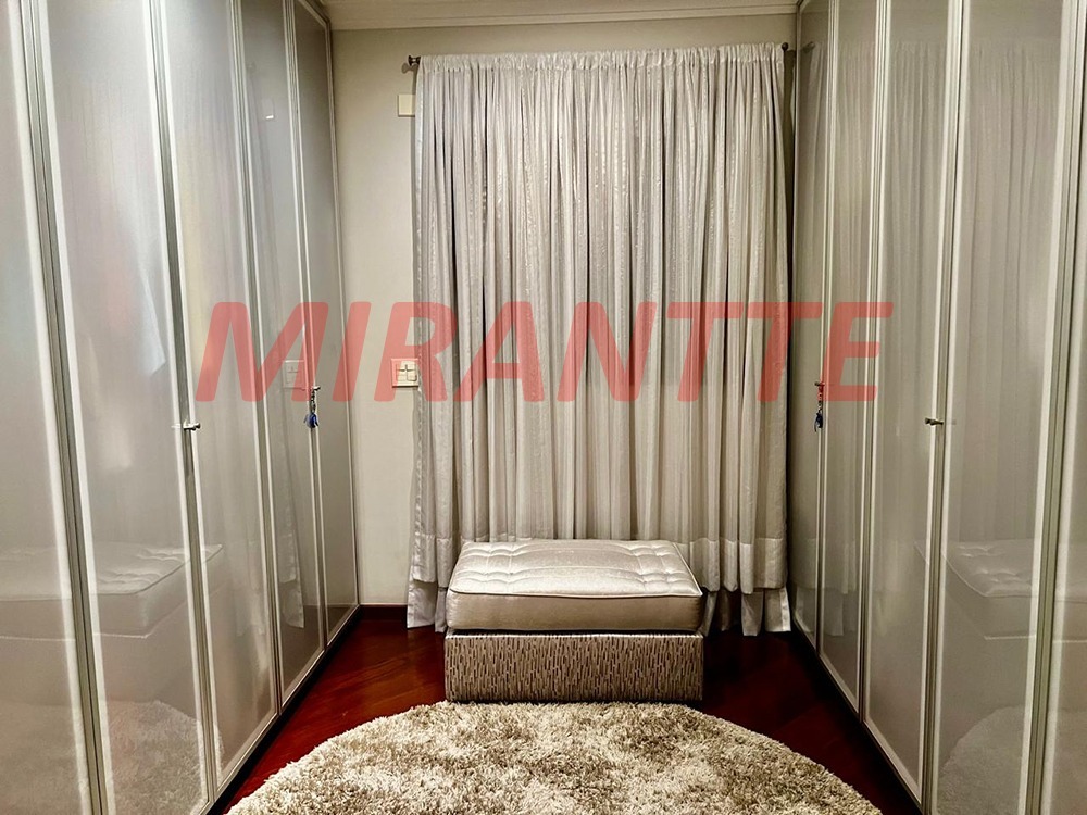 Apartamento de 208m² com 3 quartos em Santana