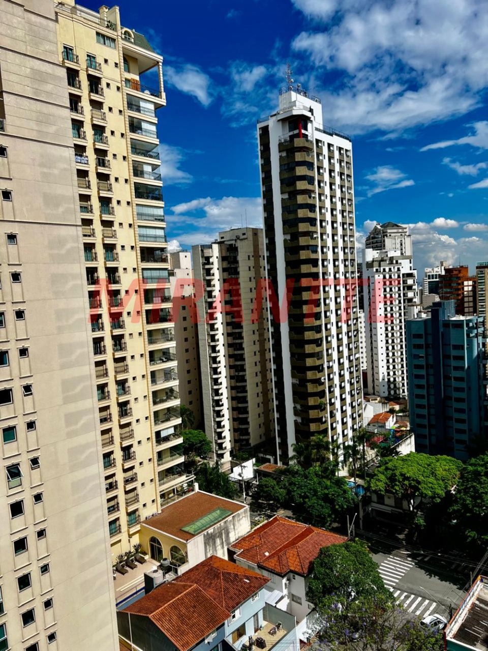 Apartamento de 208m² com 3 quartos em Santana
