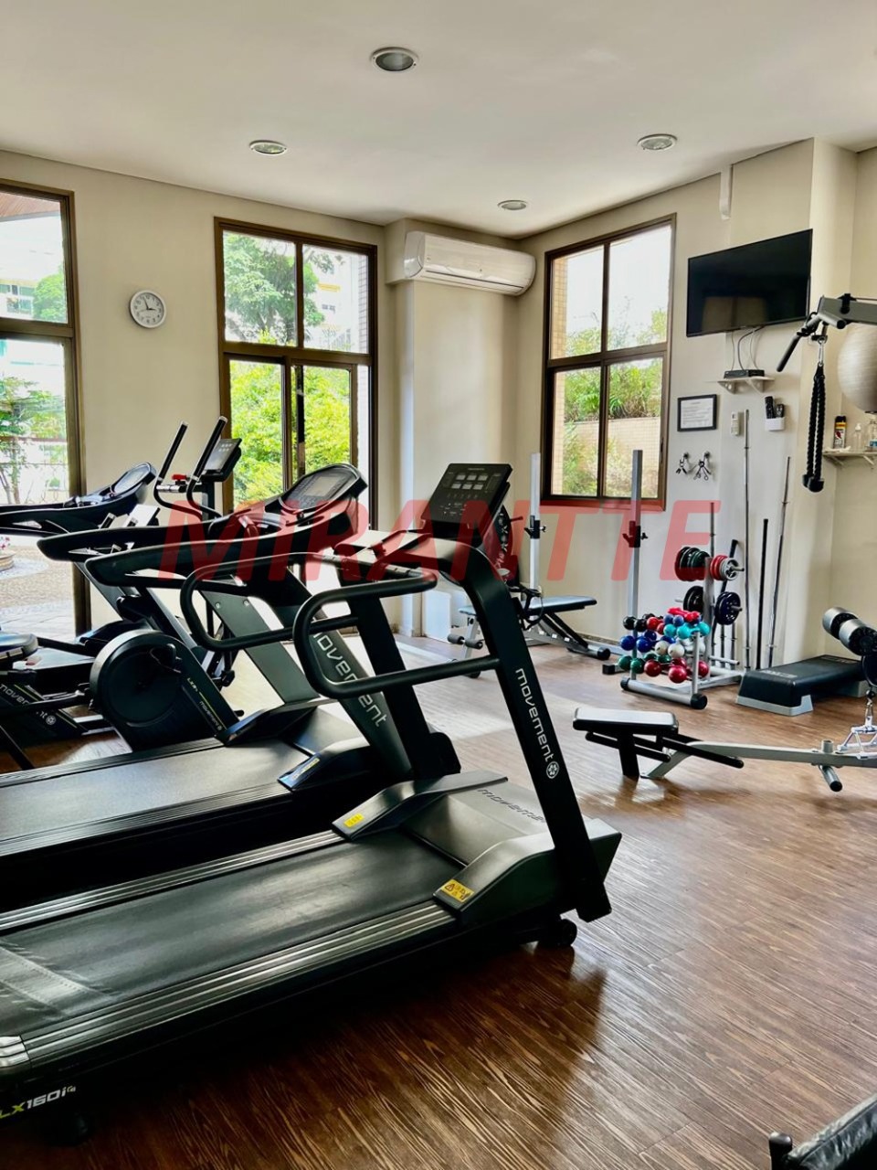 Apartamento de 208m² com 3 quartos em Santana