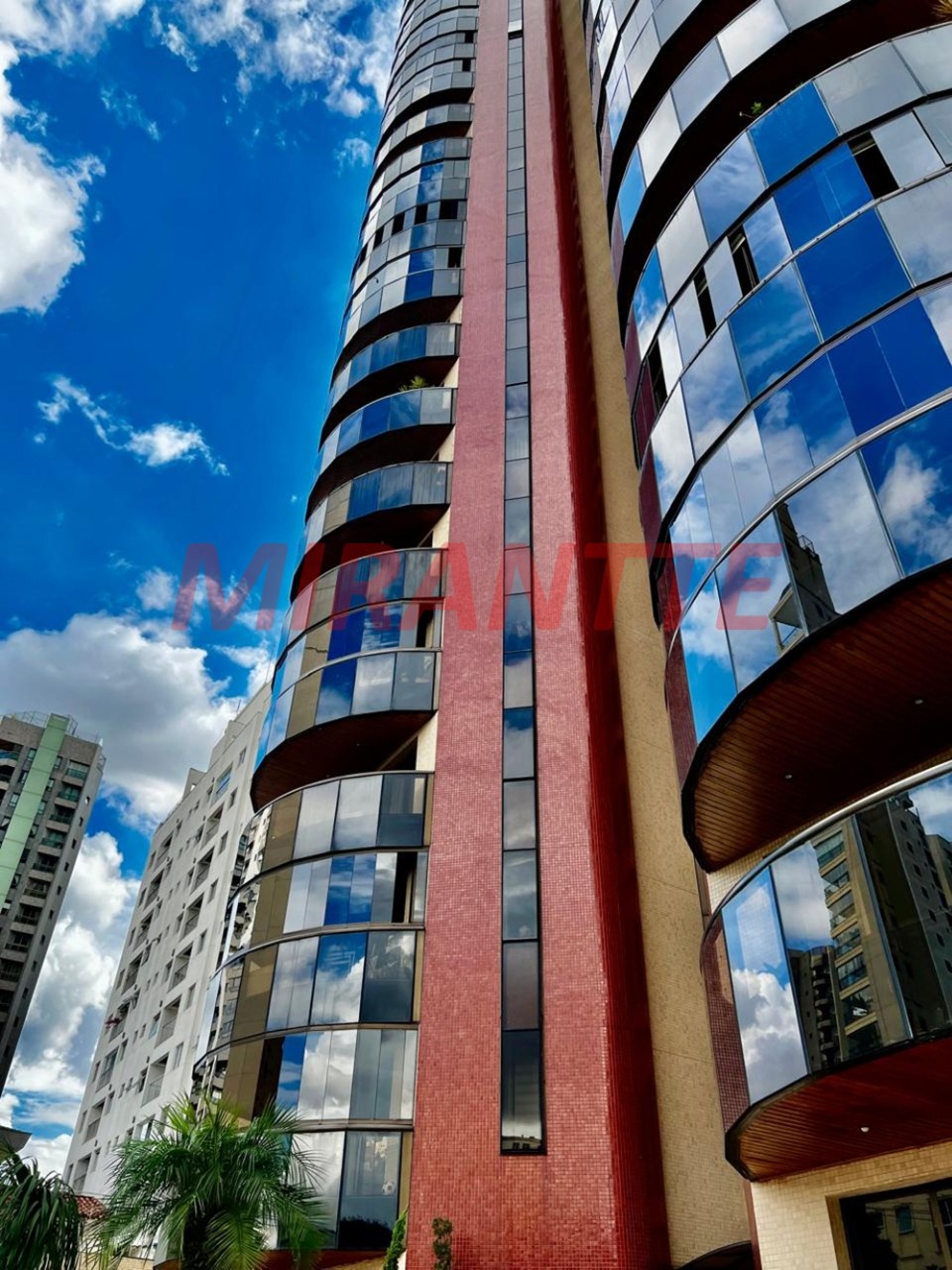 Apartamento de 208m² com 3 quartos em Santana