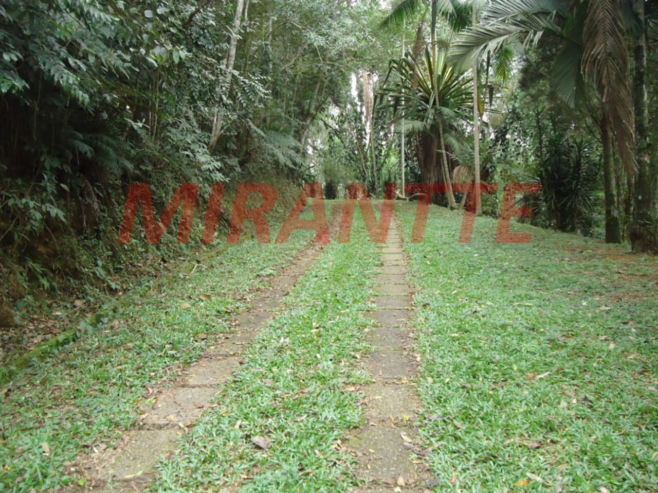 ChÁcara de 813.07m² com 3 quartos em Tanque Caio