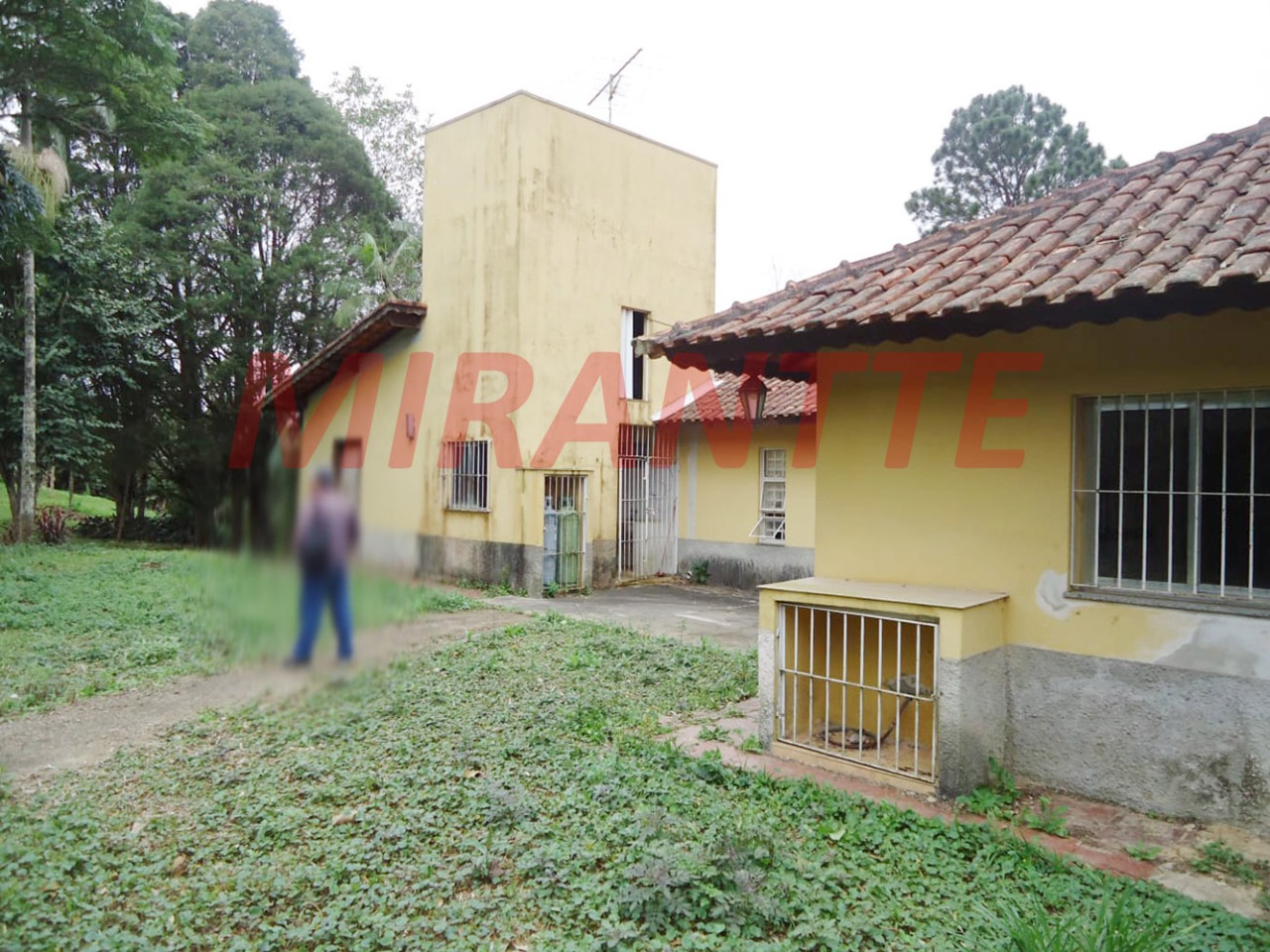ChÁcara de 813.07m² com 3 quartos em Tanque Caio