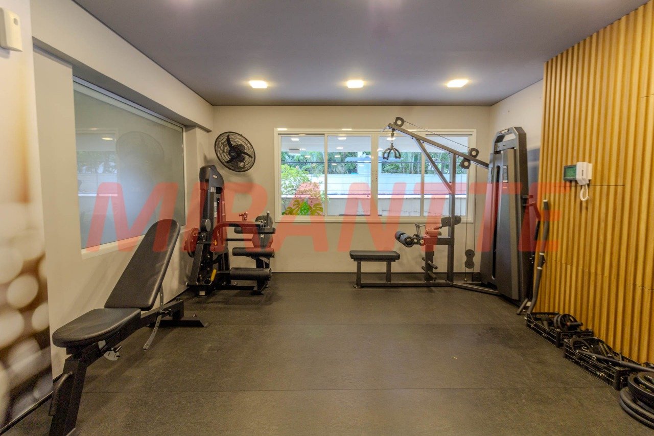 Apartamento de 179m² com 4 quartos em Água Fria