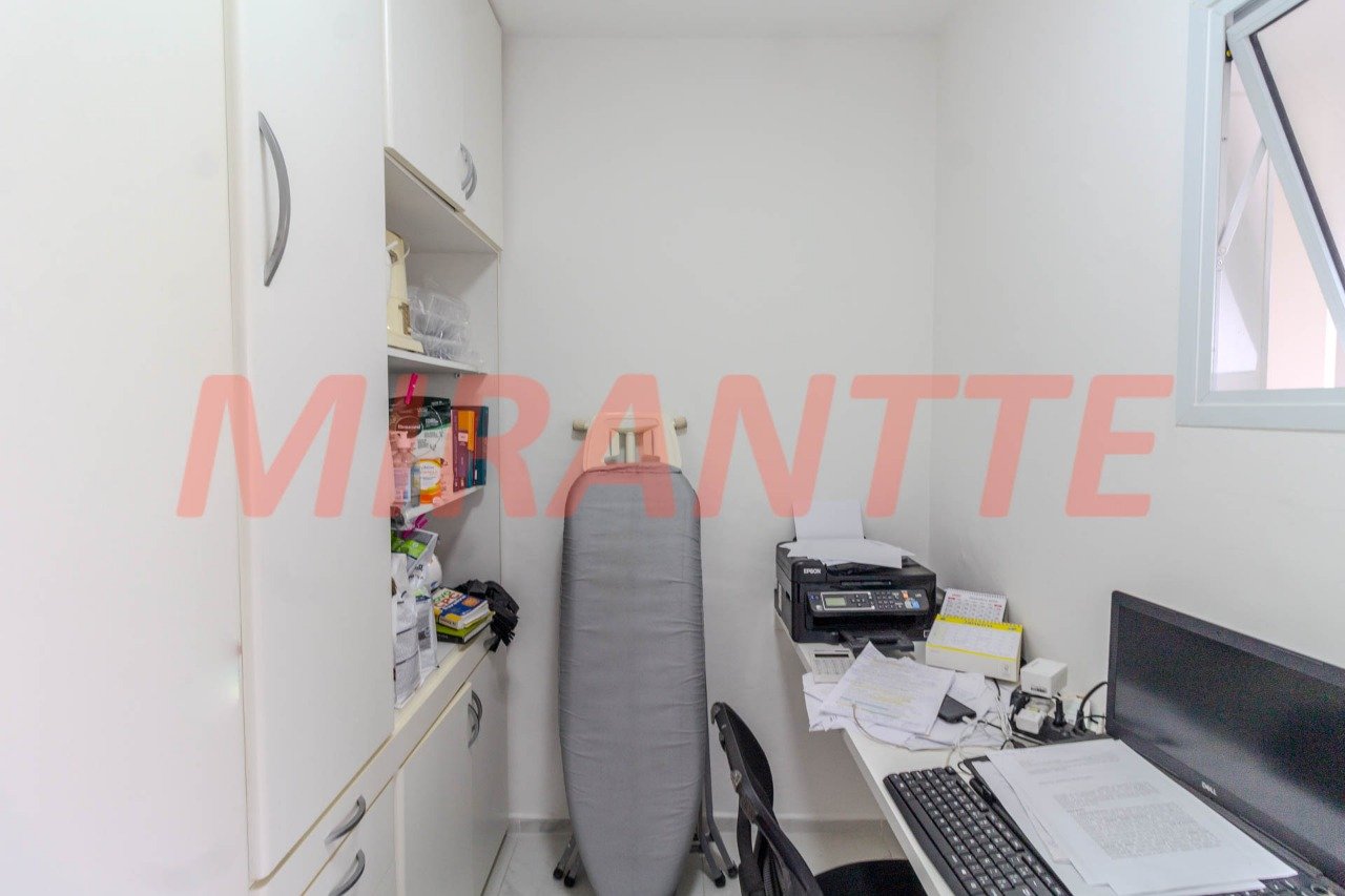 Apartamento de 179m² com 4 quartos em Água Fria