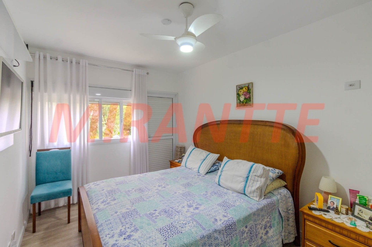 Apartamento de 179m² com 4 quartos em Água Fria