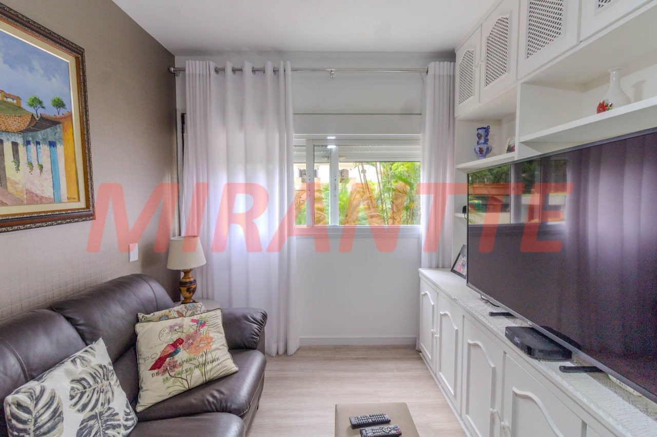 Apartamento de 179m² com 4 quartos em Água Fria