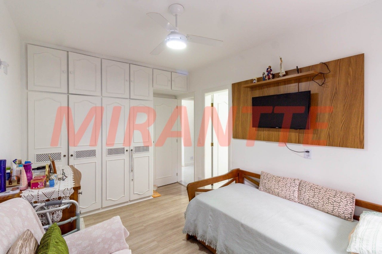 Apartamento de 179m² com 4 quartos em Água Fria