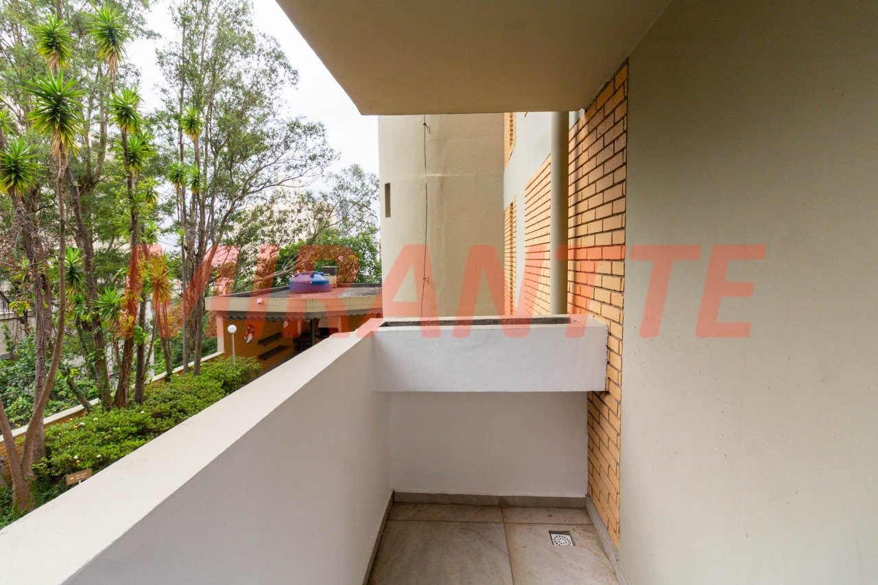 Apartamento de 179m² com 4 quartos em Água Fria