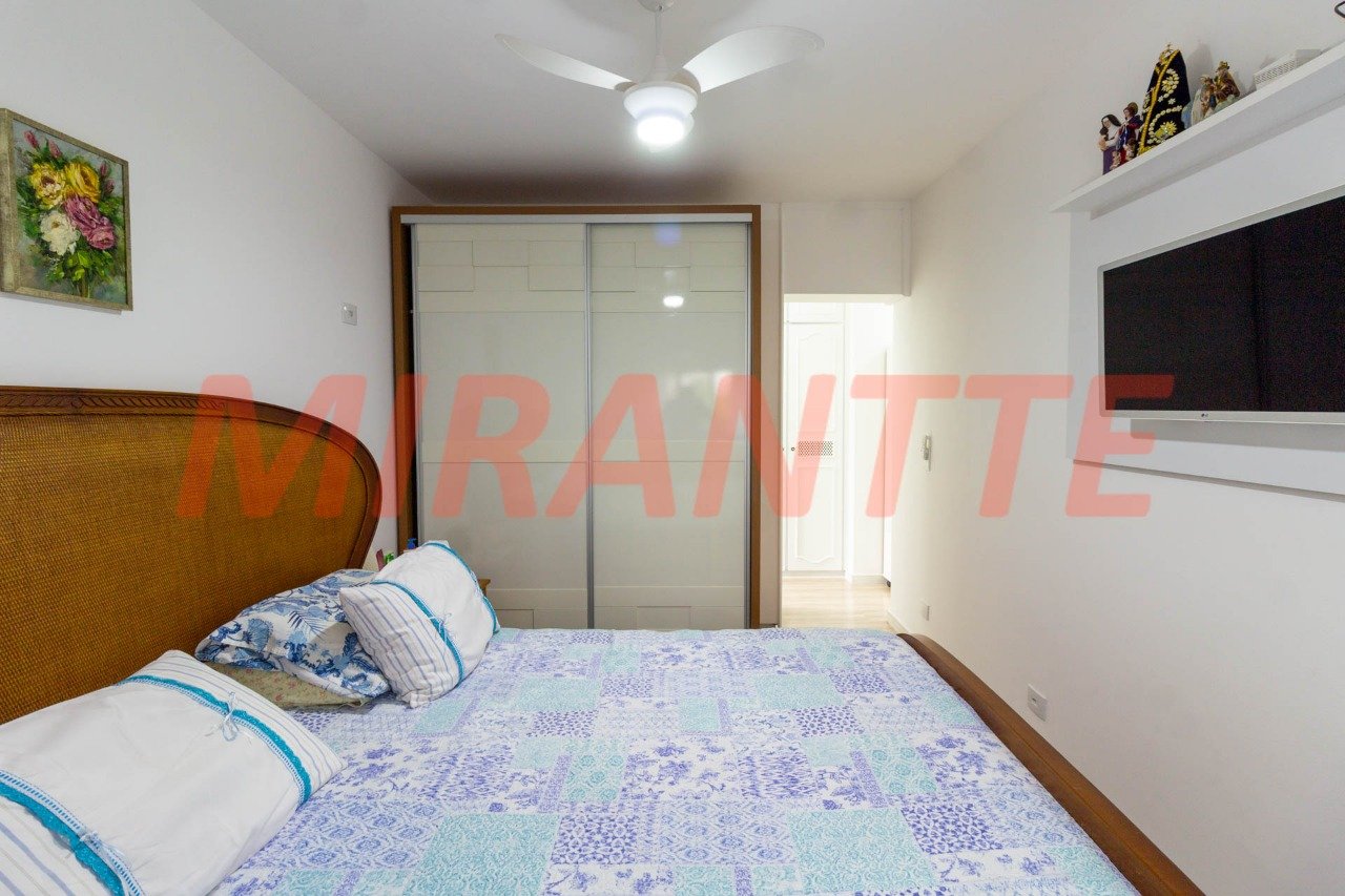 Apartamento de 179m² com 4 quartos em Água Fria