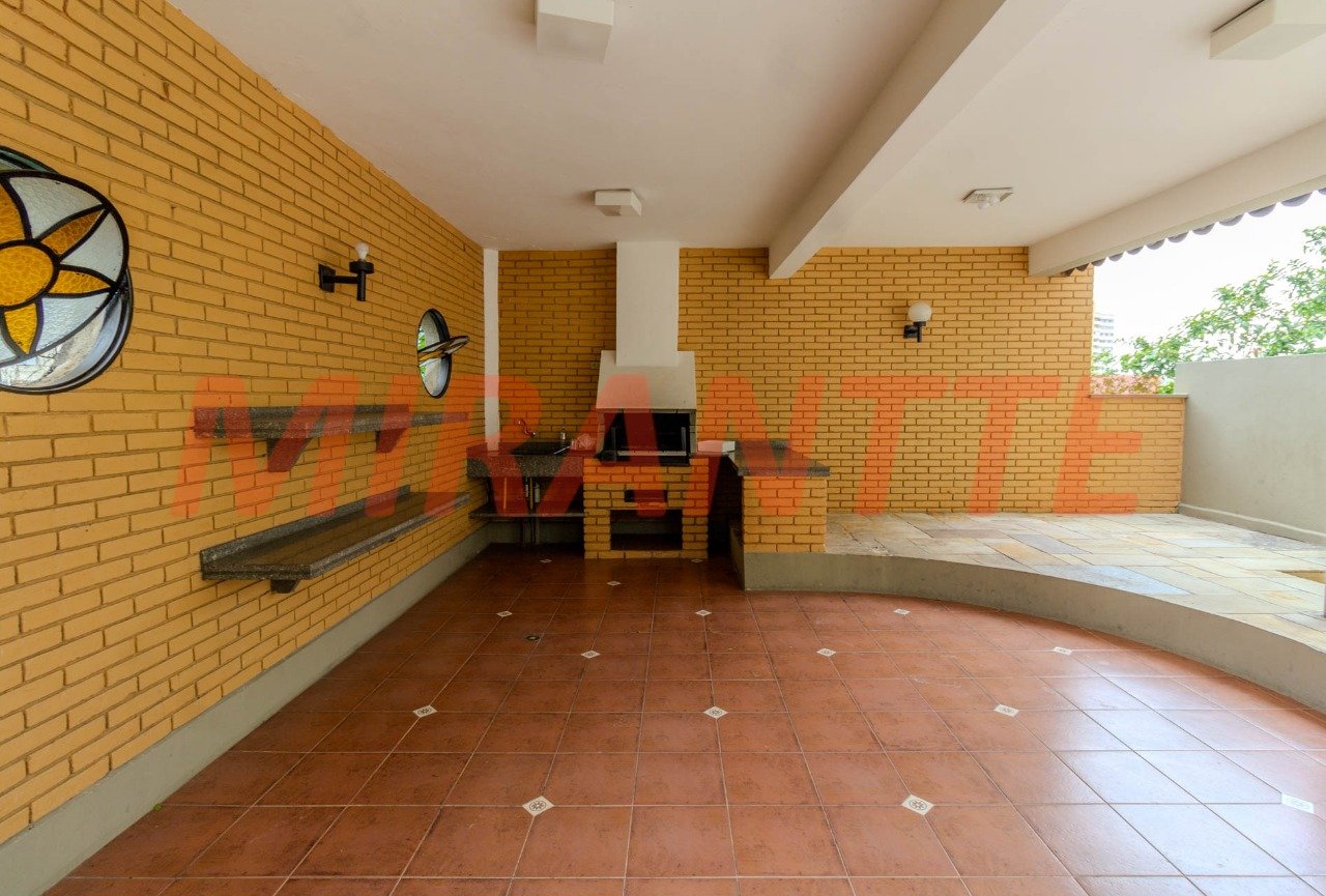 Apartamento de 179m² com 4 quartos em Água Fria