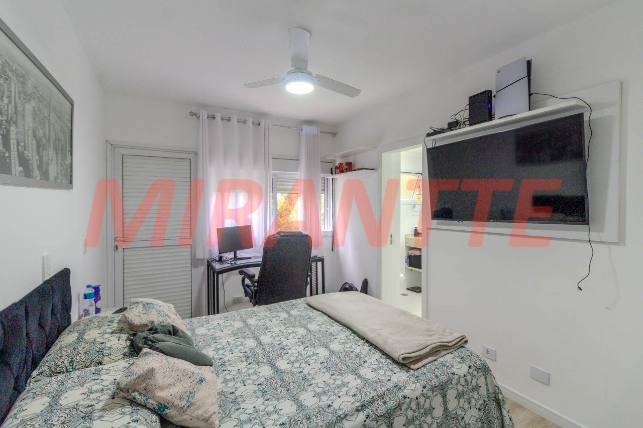 Apartamento de 179m² com 4 quartos em Água Fria