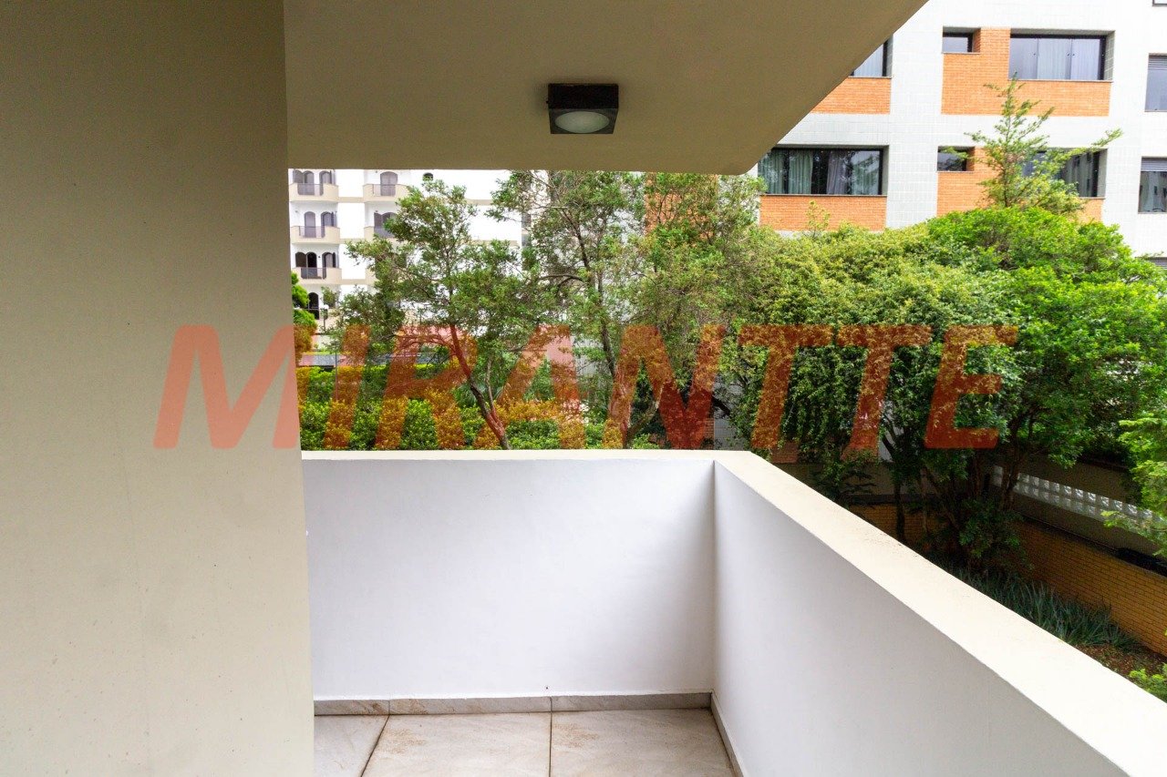 Apartamento de 179m² com 4 quartos em Água Fria