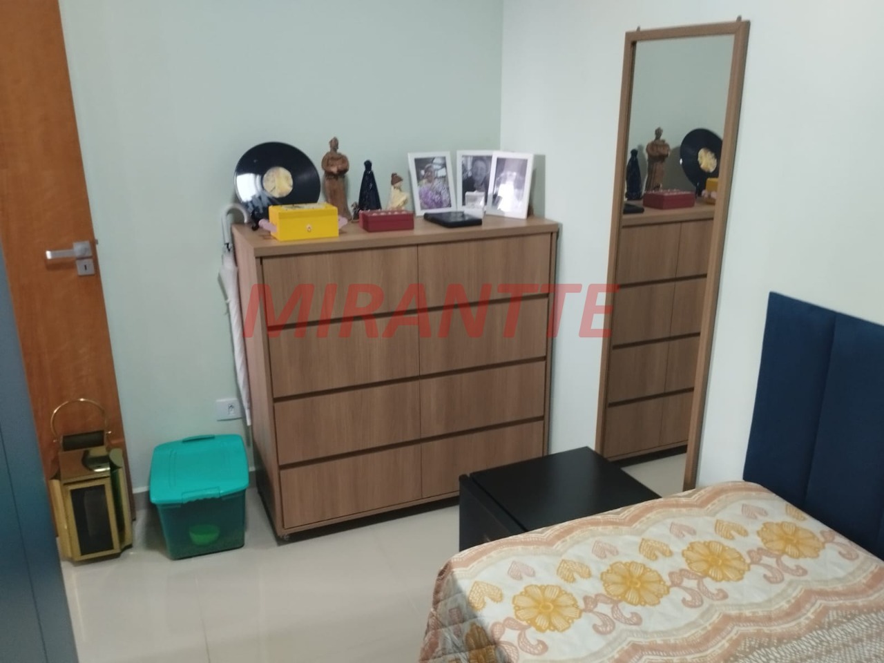Apartamento de 60m² com 2 quartos em Parque Peruche