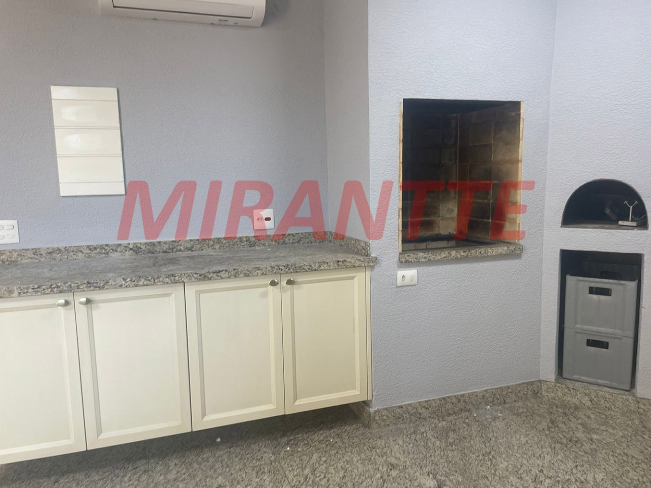 Cobertura de 308m² com 3 quartos em Santana
