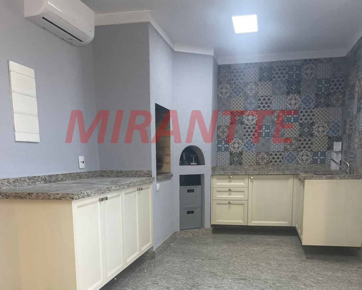 Cobertura de 308m² com 3 quartos em Santana