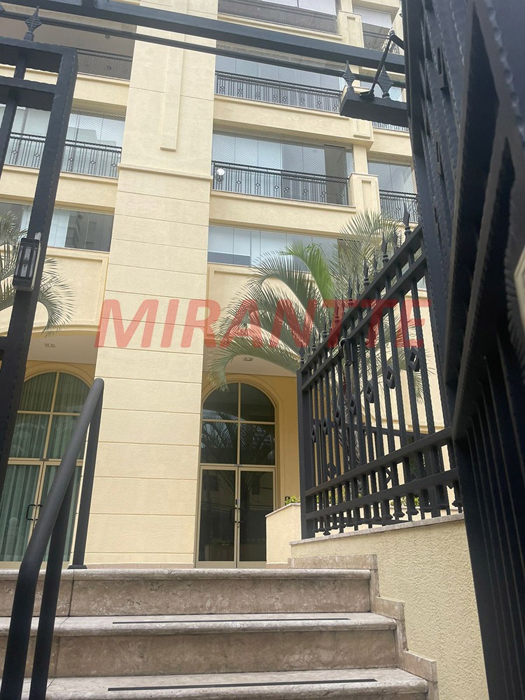 Cobertura de 308m² com 3 quartos em Santana