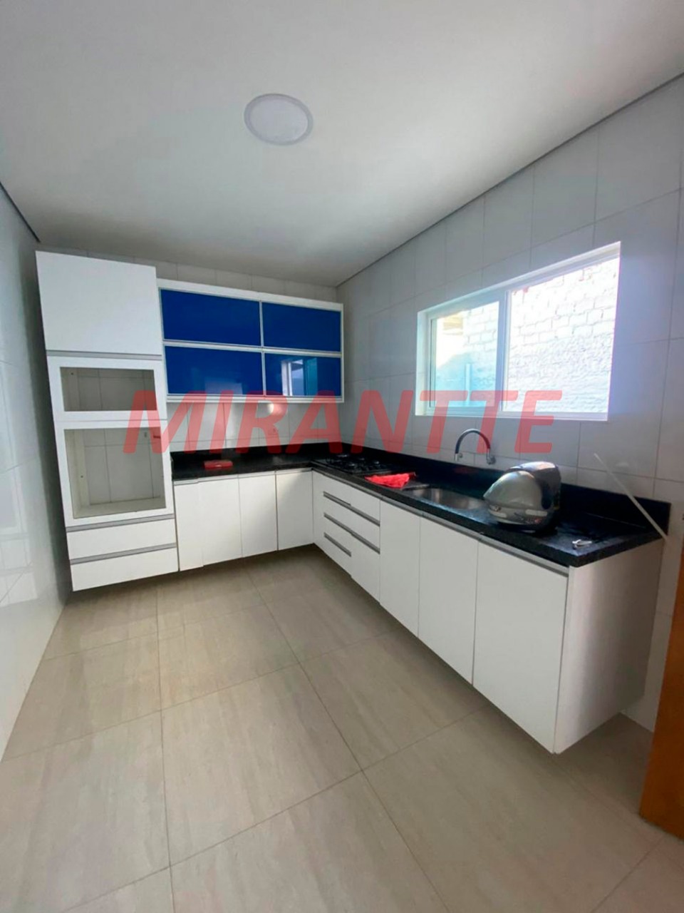 Sobrado de 200m² com 5 quartos em Parque Sao Luis