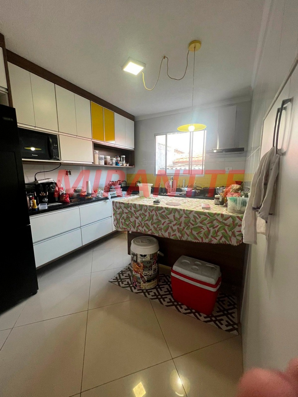Sobrado de 200m² com 5 quartos em Parque Sao Luis