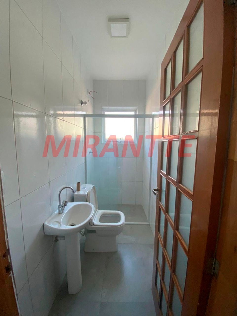 Sobrado de 200m² com 5 quartos em Parque Sao Luis