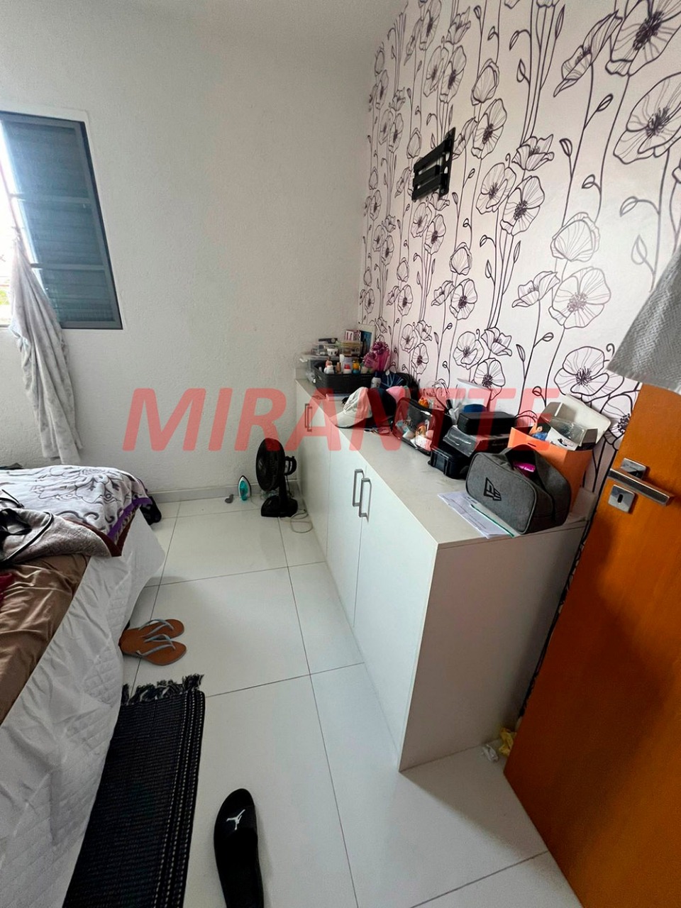 Sobrado de 200m² com 5 quartos em Parque Sao Luis