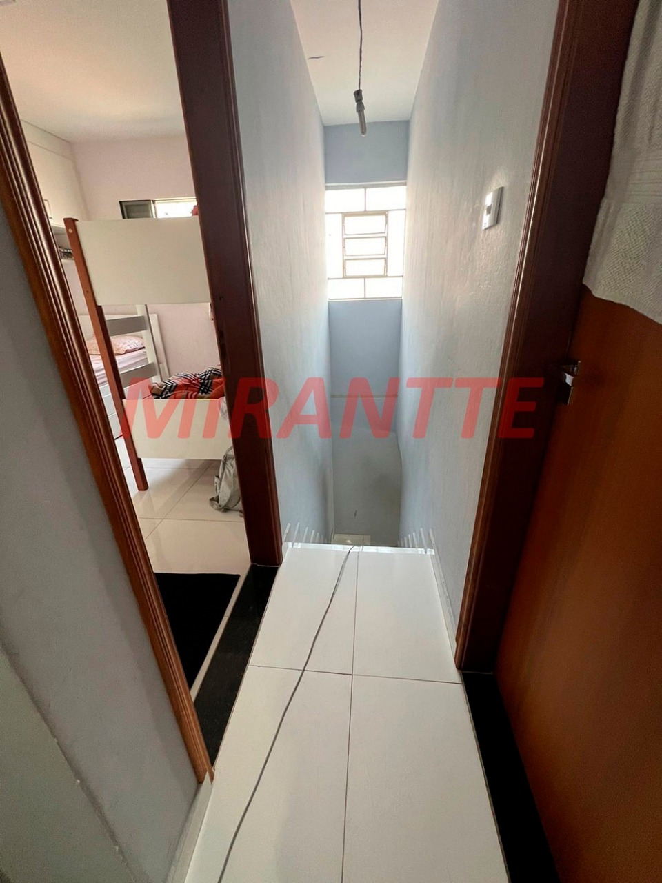 Sobrado de 200m² com 5 quartos em Parque Sao Luis