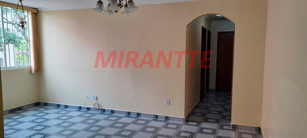 Apartamento de 70m² com 2 quartos em Barro Branco