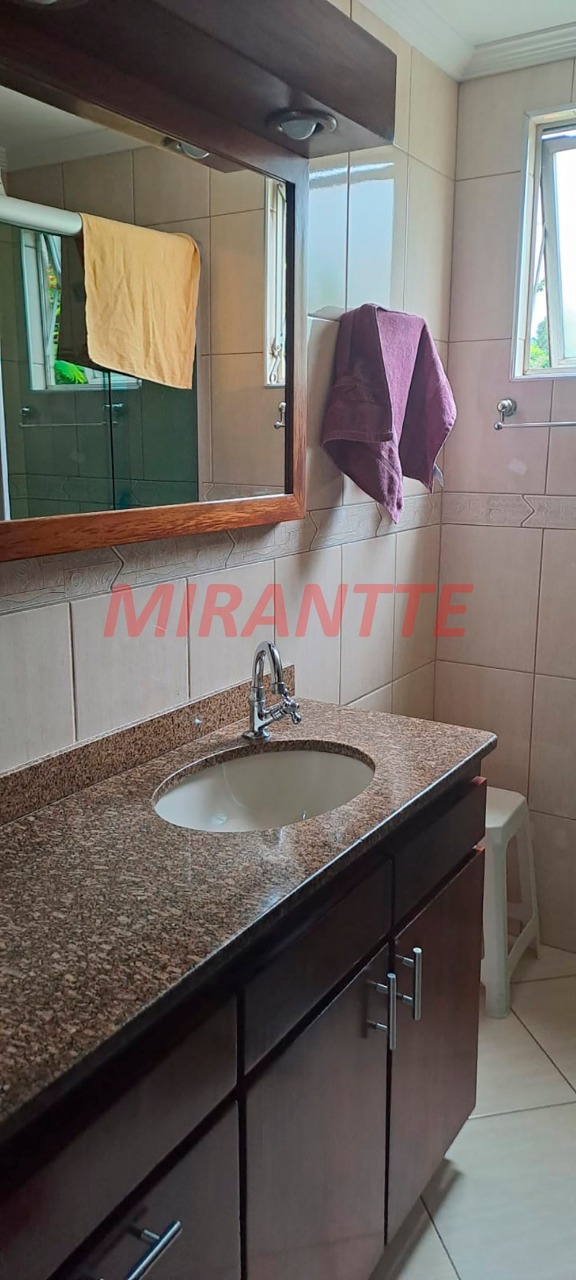 Apartamento de 70m² com 2 quartos em Barro Branco