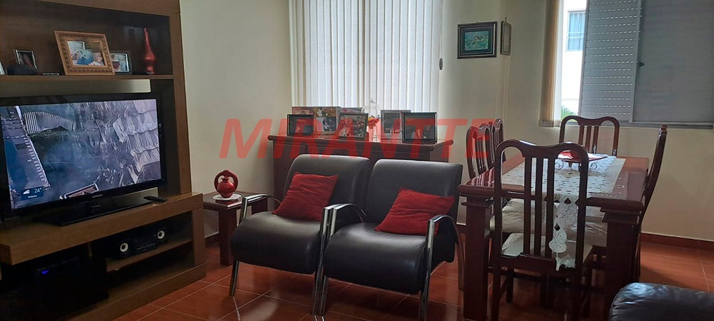 Apartamento de 70m² com 2 quartos em Barro Branco