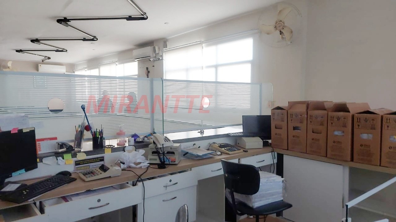Comercial de 562m² em Vila Gustavo