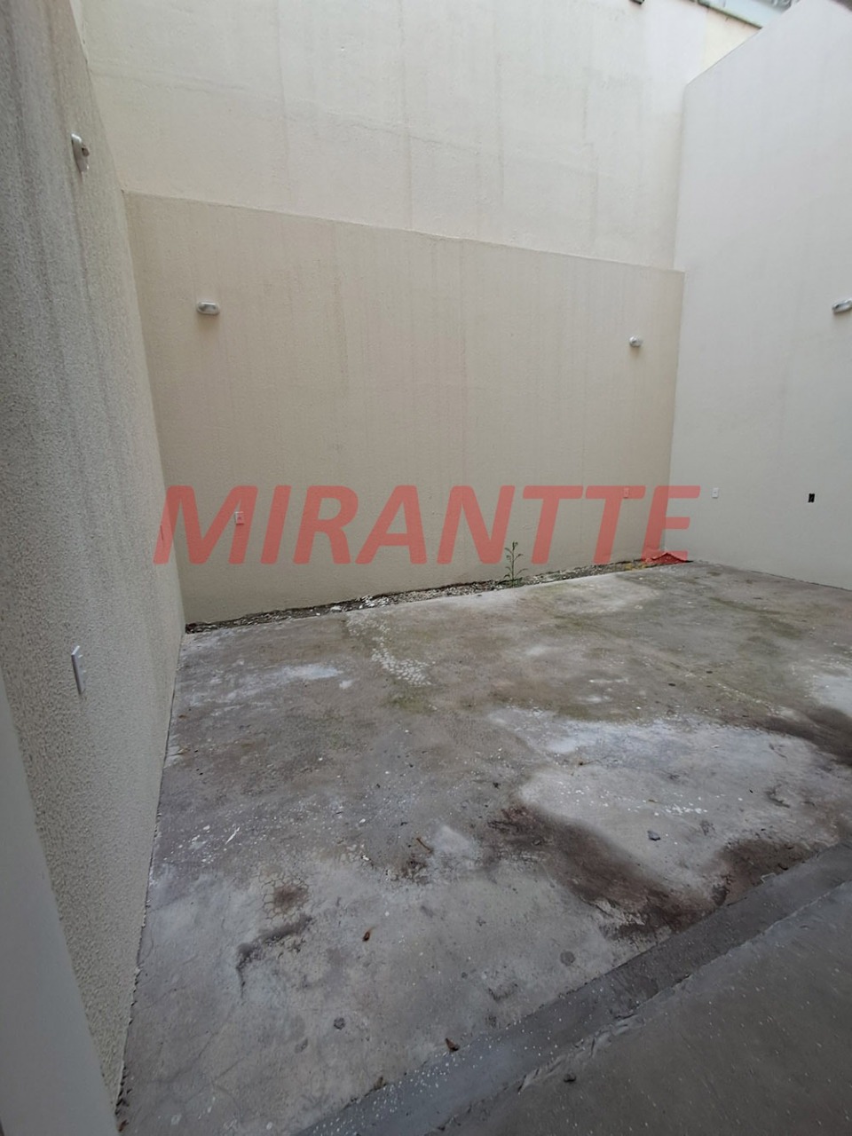Galpao de 250m² em Santana