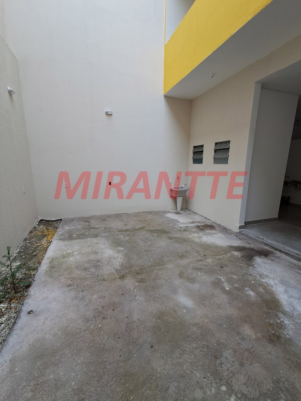 Galpao de 250m² em Santana