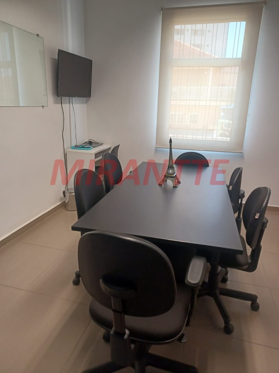 Comercial de 280m² em Água Fria