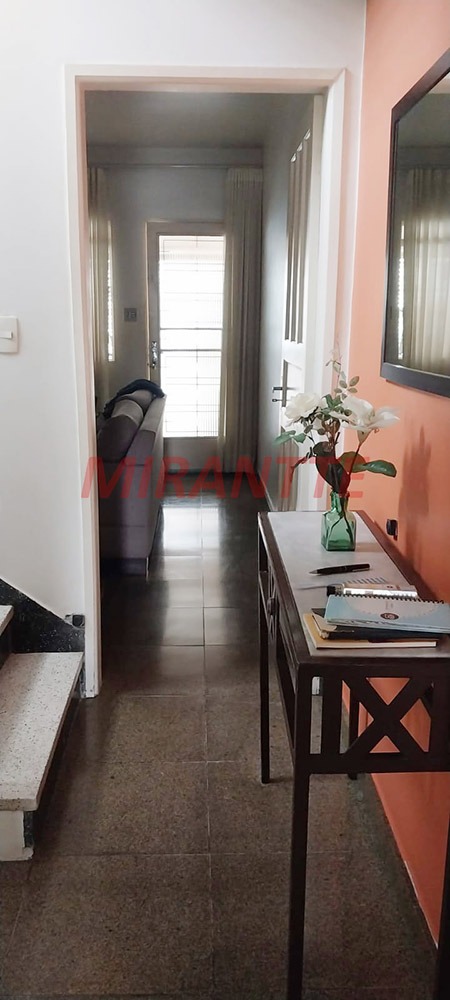 Sobrado de 205m² com 3 quartos em Vila Santa Maria